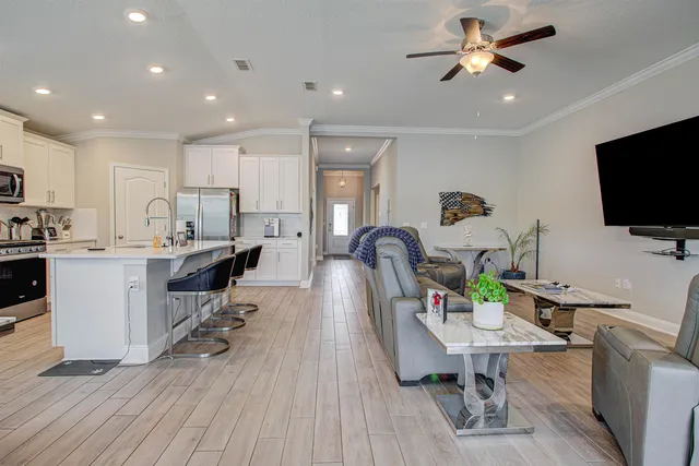 $2,600 | 721 Narvarez Avenue, St. Augustine, FL 32084