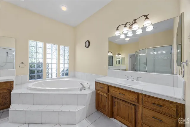 $999,777 | Undisclosed Address, Bakersfield, CA 93311