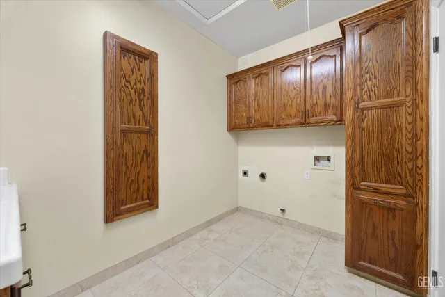 $999,777 | Undisclosed Address, Bakersfield, CA 93311