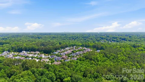 $635,000 | 8916 Oxfordshire Court, Huntersville, NC 28078
