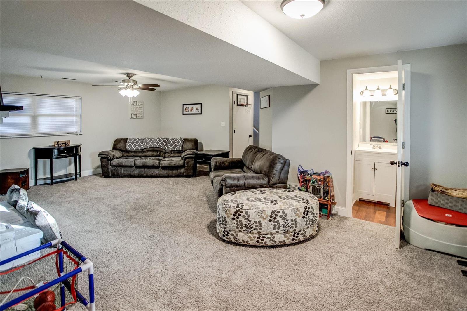 500 Riggin Road Troy, IL 62294 - Photo 32 of 47
