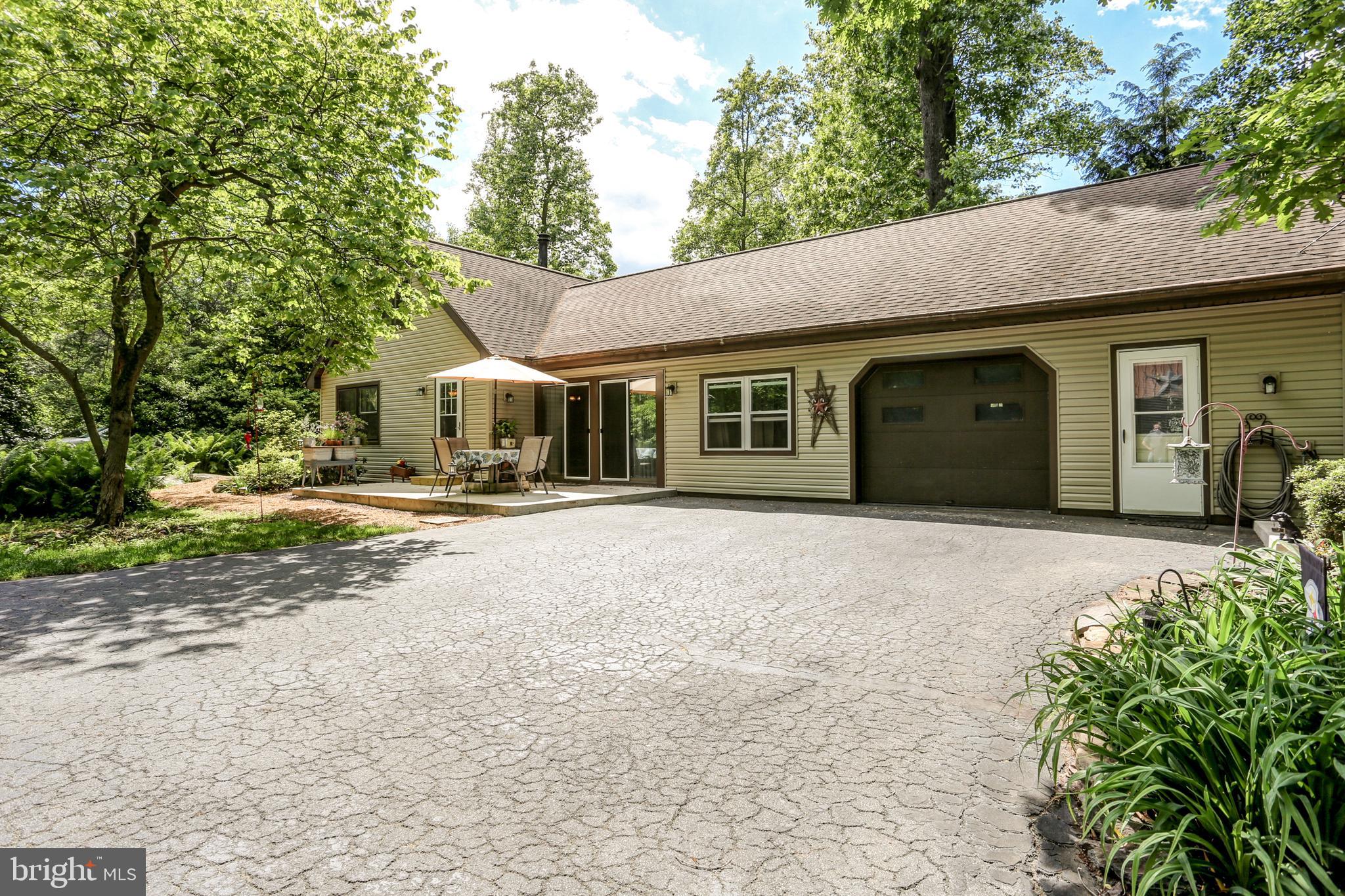 575 Roundtop Road Middletown, PA 17057 - Photo 2 of 50 Gallery Image 2