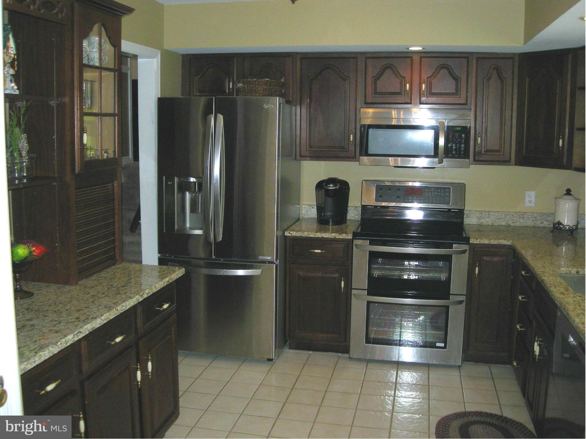 2208 Brookhaven Court Fallston, MD 21047 - Photo 11 of 30 Cherry cabinets, granite counters, stainless appli
