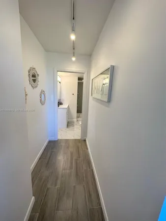 $4,200 | Comodore Club West, Key Biscayne, FL 33149