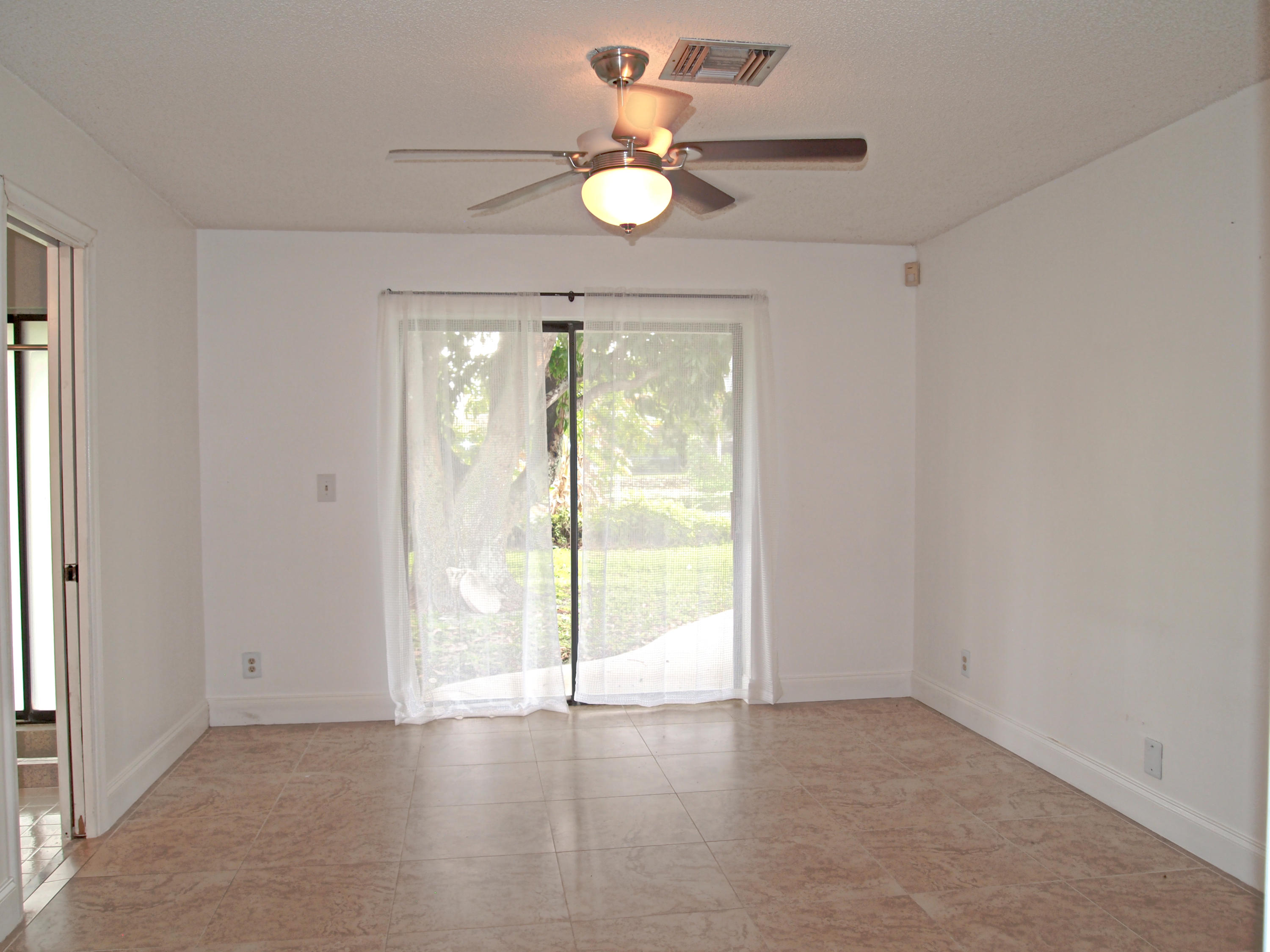 1514 Cormorant Road Delray Beach, FL 33444 - Photo 10 of 20 P1216742
