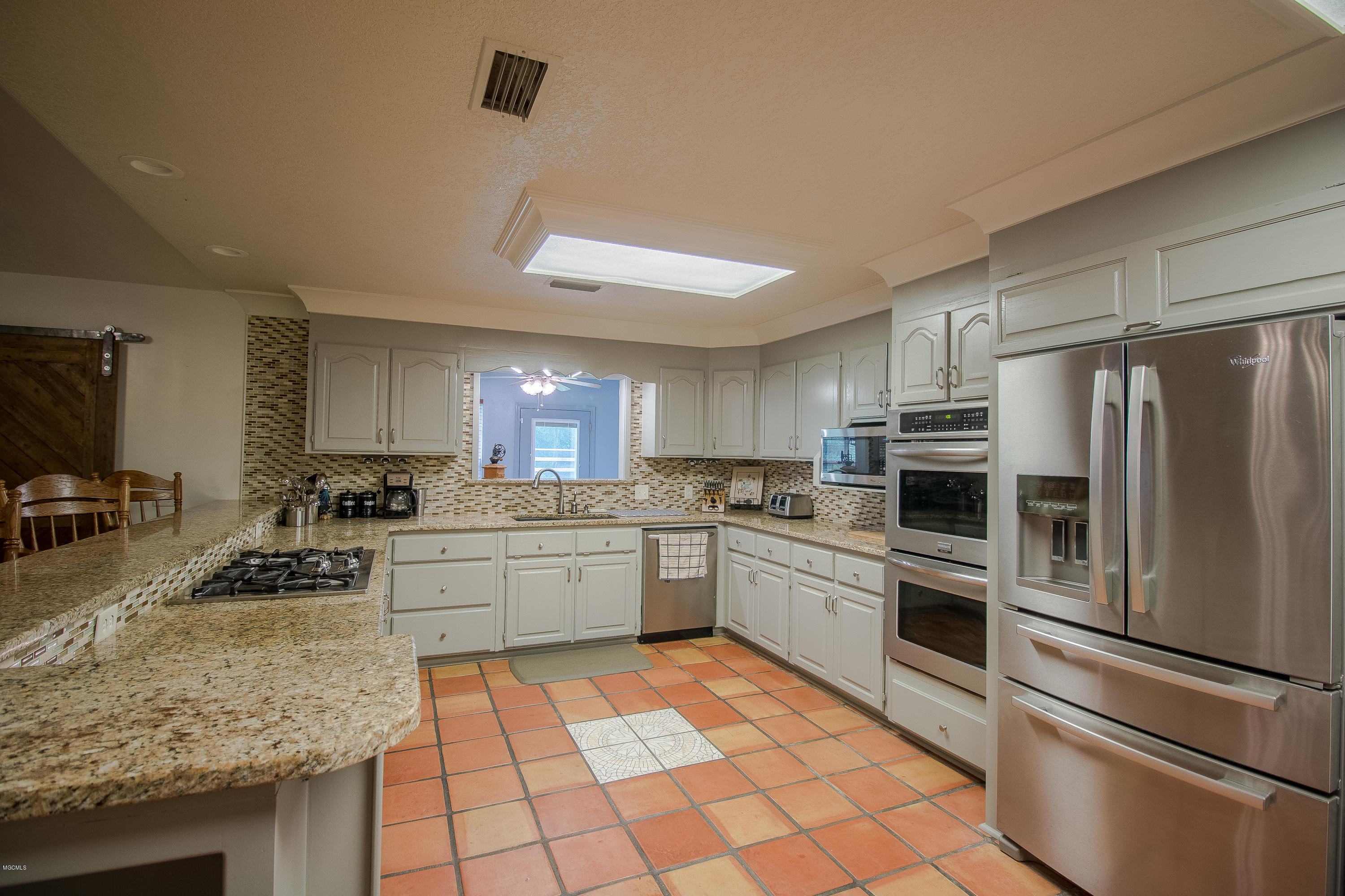 7104 Humphrey Road Vancleave, MS 39565 - Photo 5 of 23 Kitchen
