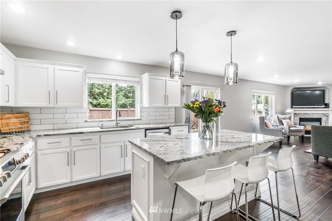 6834 Southeast 5th Street Renton, WA 98059 - Photo 11 of 25