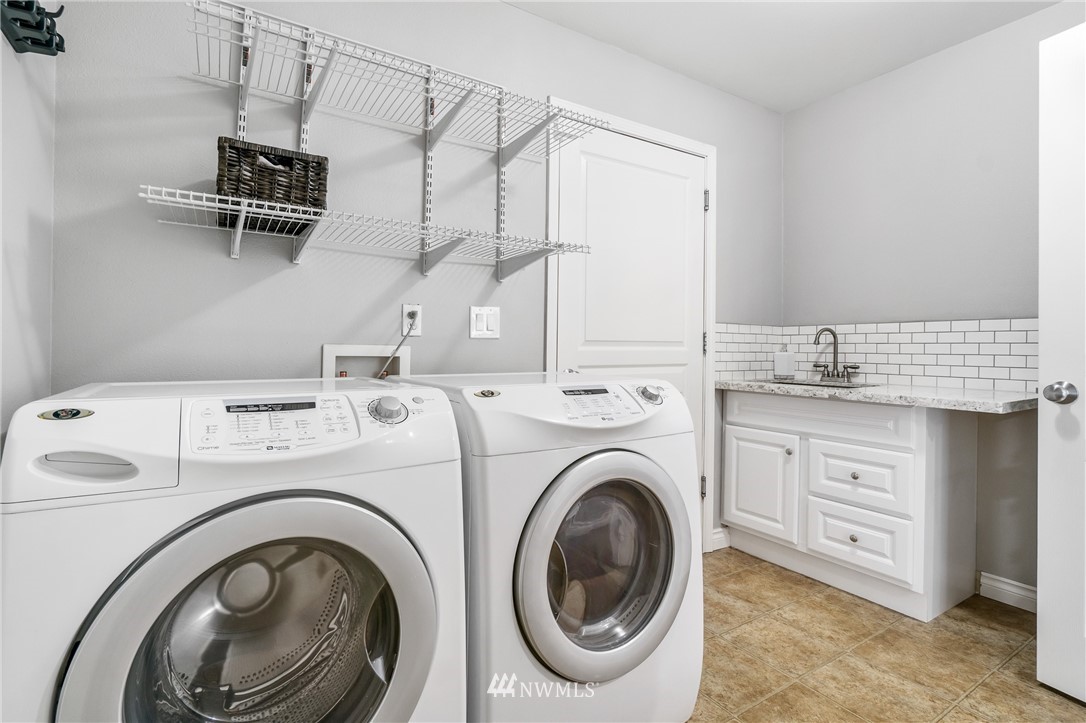 6834 Southeast 5th Street Renton, WA 98059 - Photo 24 of 25