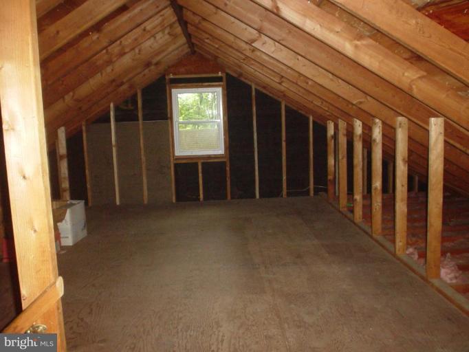3924 Falls Road Manchester, MD 21102 - Photo 16 of 27 attic