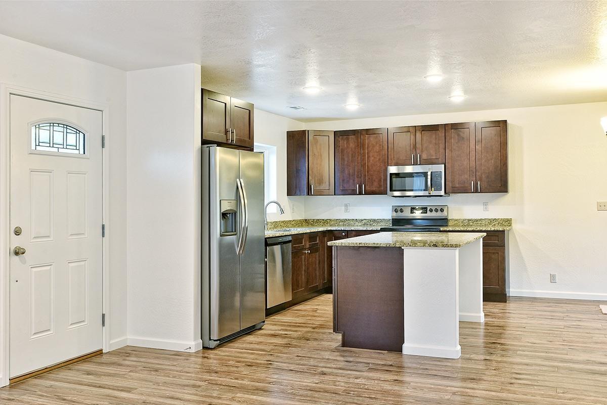 10098 Blackwell Road Central Point, OR 97502 - Photo 17 of 30 Additional Photo