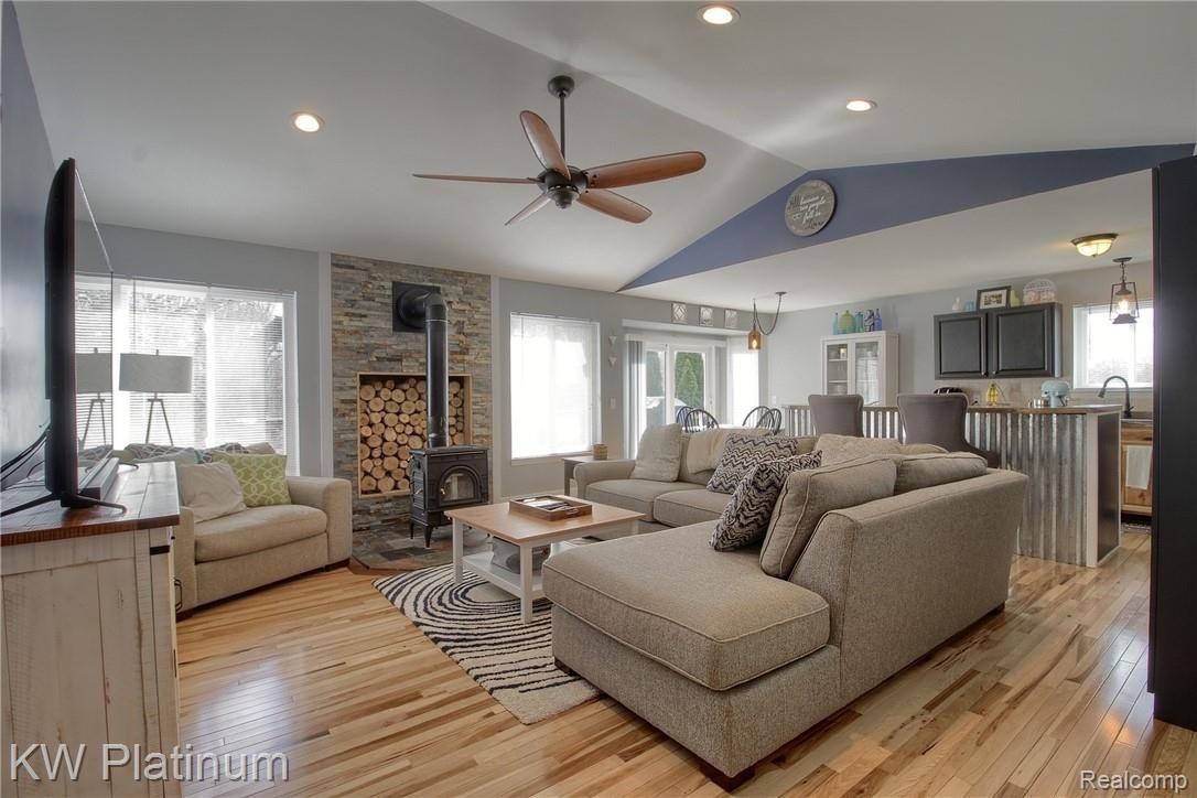 8445 Jordan Road Fair Haven, MI 48023 - Photo 5 of 27 6-Great Room 2nd View.jpg