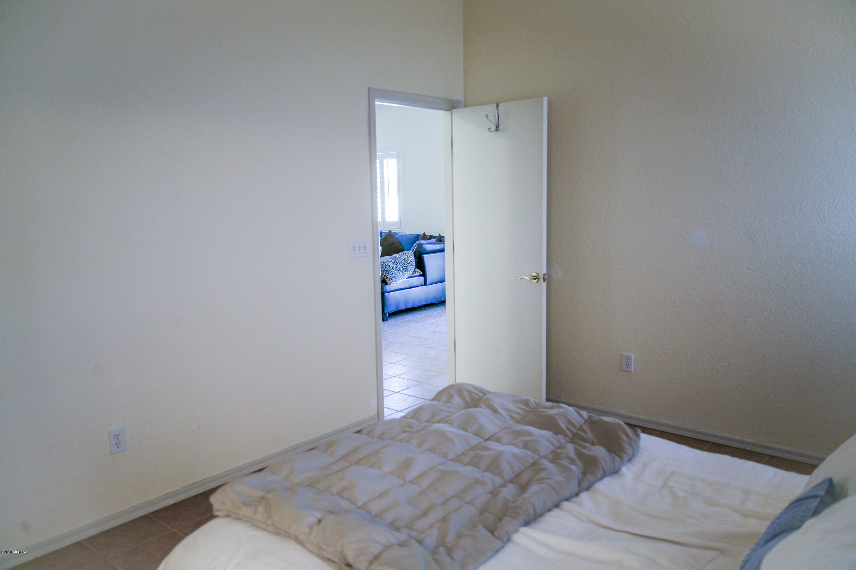 2422 West Rau River Road Tucson, AZ 85705 - Photo 10 of 18