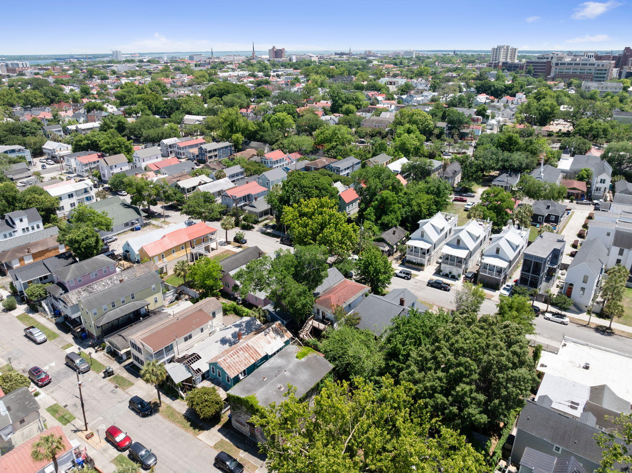 210 Line Street Charleston, SC 29403 - Photo 26 of 28 210 Line St24