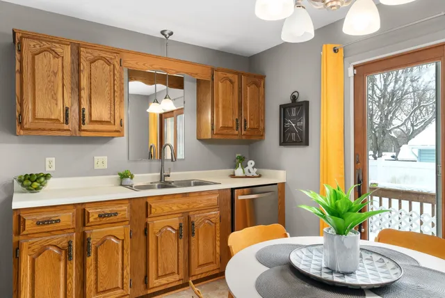 $399,000 | 1301 Rae Lane, Madison, WI 53711