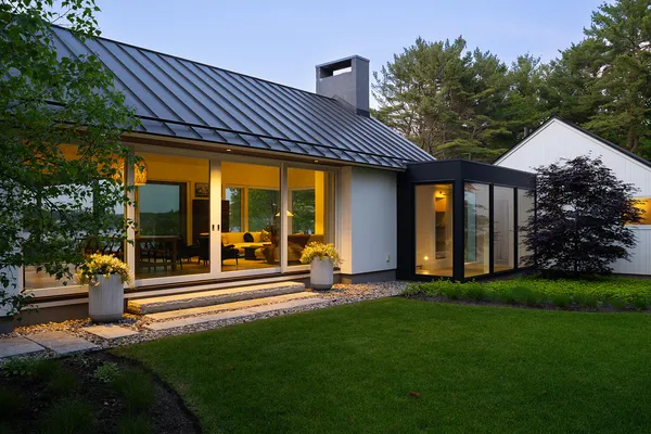 $8,995,000 | 4 Ice House Point, York, ME 03909