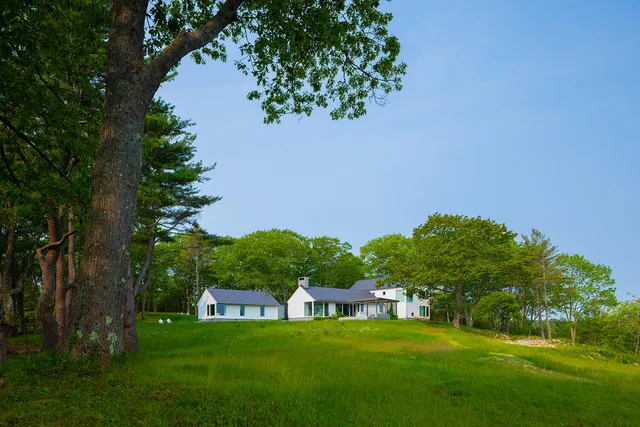 $8,995,000 | 4 Ice House Point, York, ME 03909