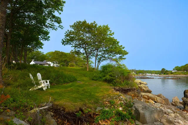 $8,995,000 | 4 Ice House Point, York, ME 03909