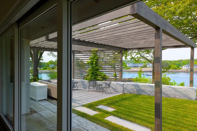 $8,995,000 | 4 Ice House Point, York, ME 03909