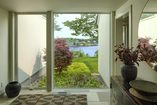 $8,995,000 | 4 Ice House Point, York, ME 03909