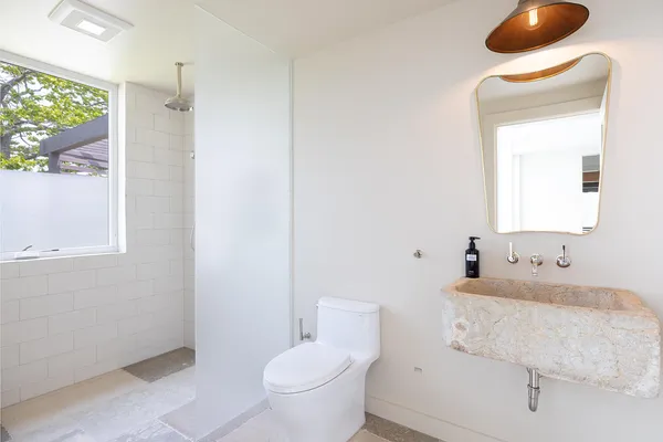 $8,995,000 | 4 Ice House Point, York, ME 03909