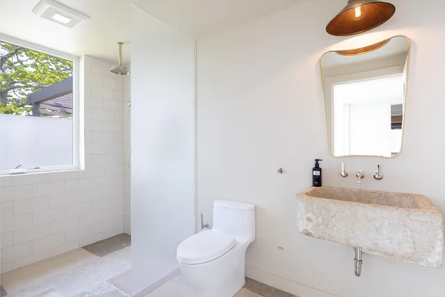 $8,995,000 | 4 Ice House Point, York, ME 03909