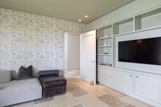 $8,995,000 | 4 Ice House Point, York, ME 03909