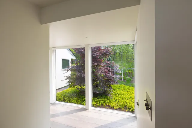 $8,995,000 | 4 Ice House Point, York, ME 03909