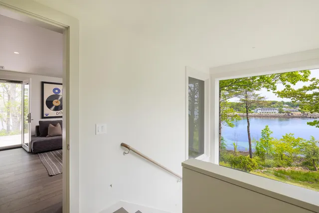 $8,995,000 | 4 Ice House Point, York, ME 03909