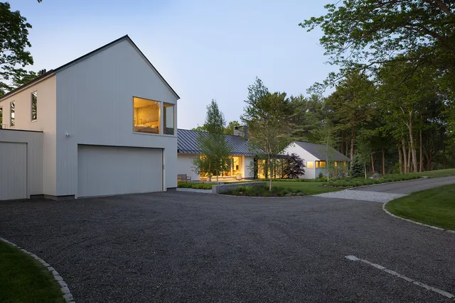 $8,995,000 | 4 Ice House Point, York, ME 03909