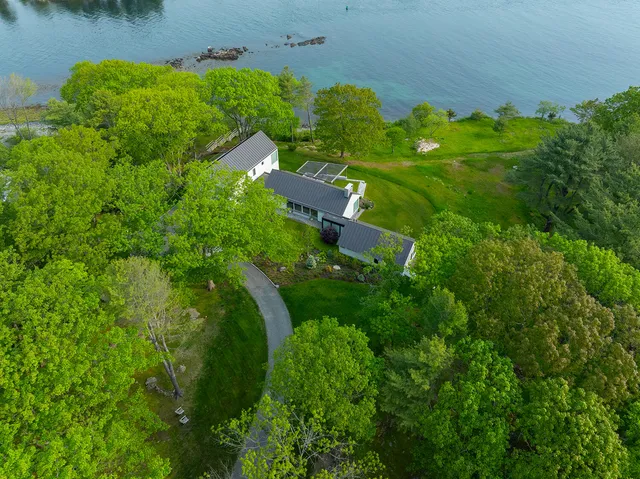 $8,995,000 | 4 Ice House Point, York, ME 03909