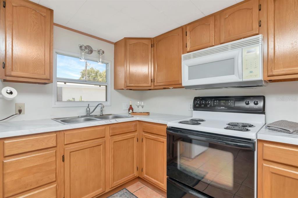 9900 Ulmerton Road, Unit 35 Largo, FL 33771 - Photo 9 of 36