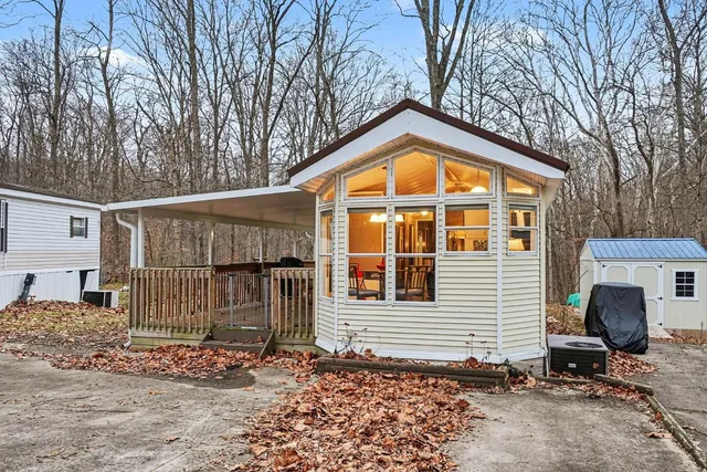 $92,900 | 162 West Old State Road 101, Unit 162, Liberty, IN 47353