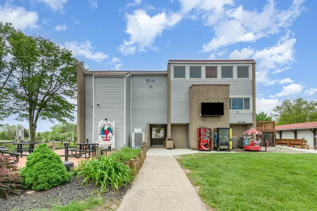 $92,900 | 162 West Old State Road 101, Unit 162, Liberty, IN 47353