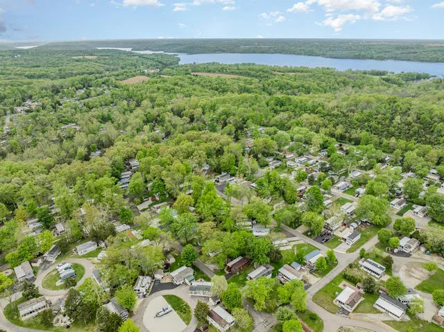 $92,900 | 162 West Old State Road 101, Unit 162, Liberty, IN 47353