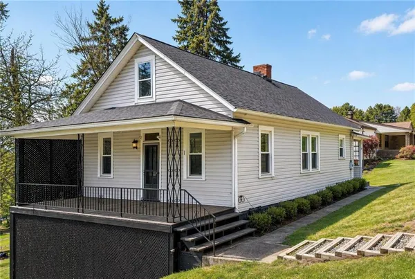 $175,000 | 901 St Nicholas Drive, Donora, PA 15033