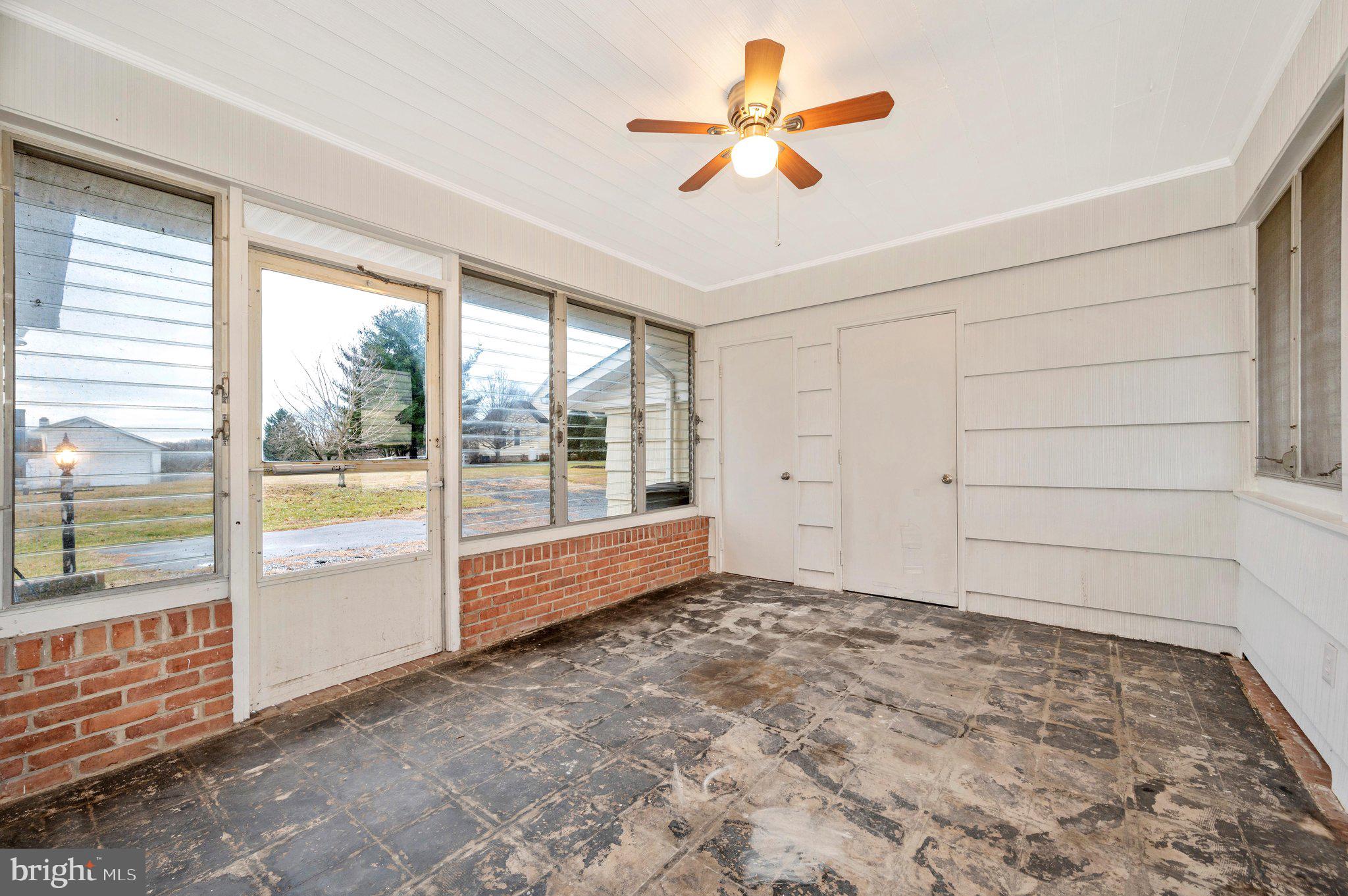 2401 Flag Marsh Road Mount Airy, MD 21771 - Photo 18 of 53 Sun Room