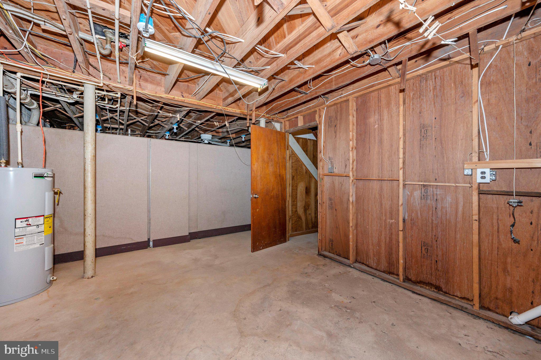 2401 Flag Marsh Road Mount Airy, MD 21771 - Photo 36 of 53 Lower Level