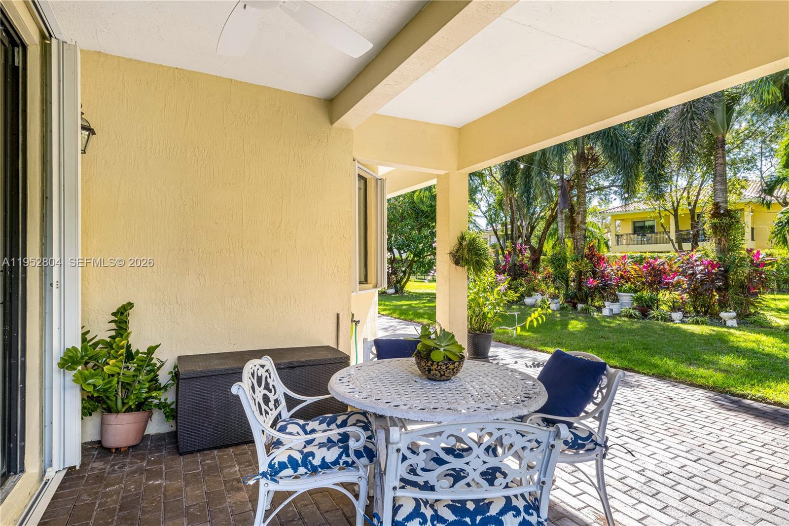 19086 Southwest 76th Avenue Cutler Bay, FL 33157 - Photo 12 of 63