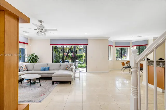 $1,075,000 | 19086 Southwest 76th Avenue, Cutler Bay, FL 33157