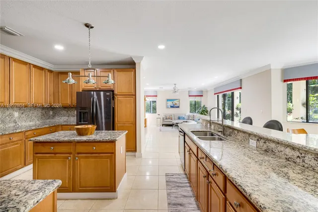 $1,075,000 | 19086 Southwest 76th Avenue, Cutler Bay, FL 33157