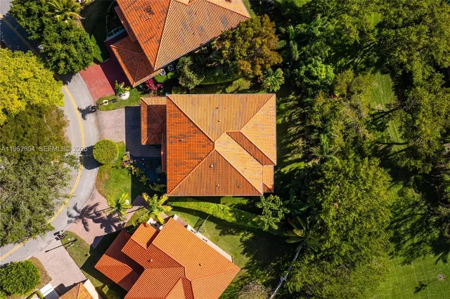 $1,075,000 | 19086 Southwest 76th Avenue, Cutler Bay, FL 33157