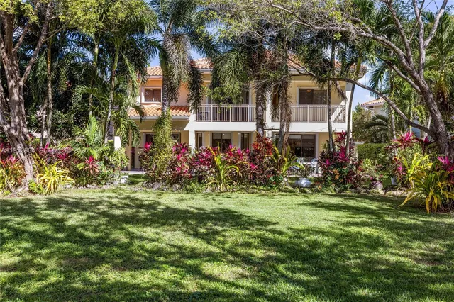 $1,075,000 | 19086 Southwest 76th Avenue, Cutler Bay, FL 33157