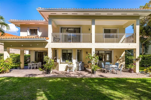 $1,075,000 | 19086 Southwest 76th Avenue, Cutler Bay, FL 33157
