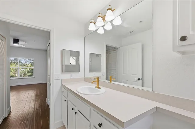 $270,000 | 2824 Shadow View Circle, Unit 2824, Maitland, FL 32751