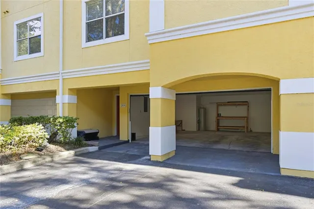 $270,000 | 2824 Shadow View Circle, Unit 2824, Maitland, FL 32751