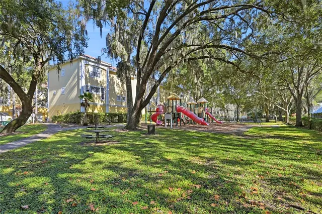 $270,000 | 2824 Shadow View Circle, Unit 2824, Maitland, FL 32751