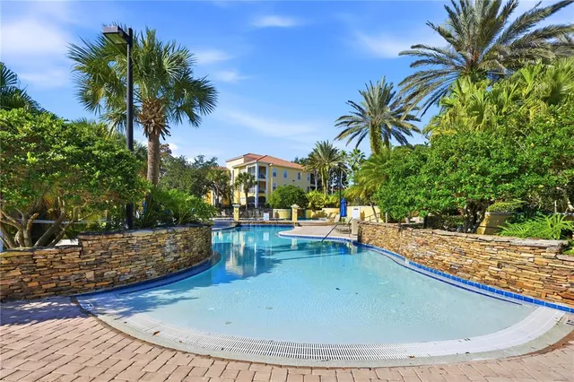 $270,000 | 2824 Shadow View Circle, Unit 2824, Maitland, FL 32751