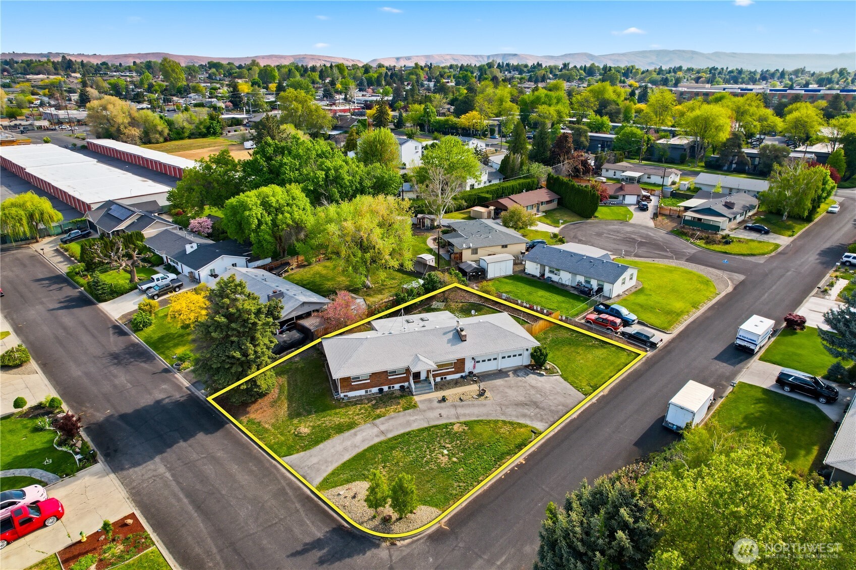 4905 Bristol Way Yakima, WA 98908 - Photo 2 of 30