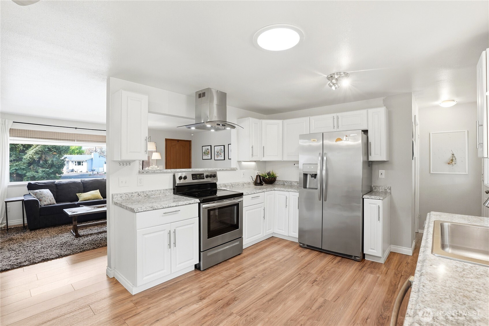 4905 Bristol Way Yakima, WA 98908 - Photo 7 of 30