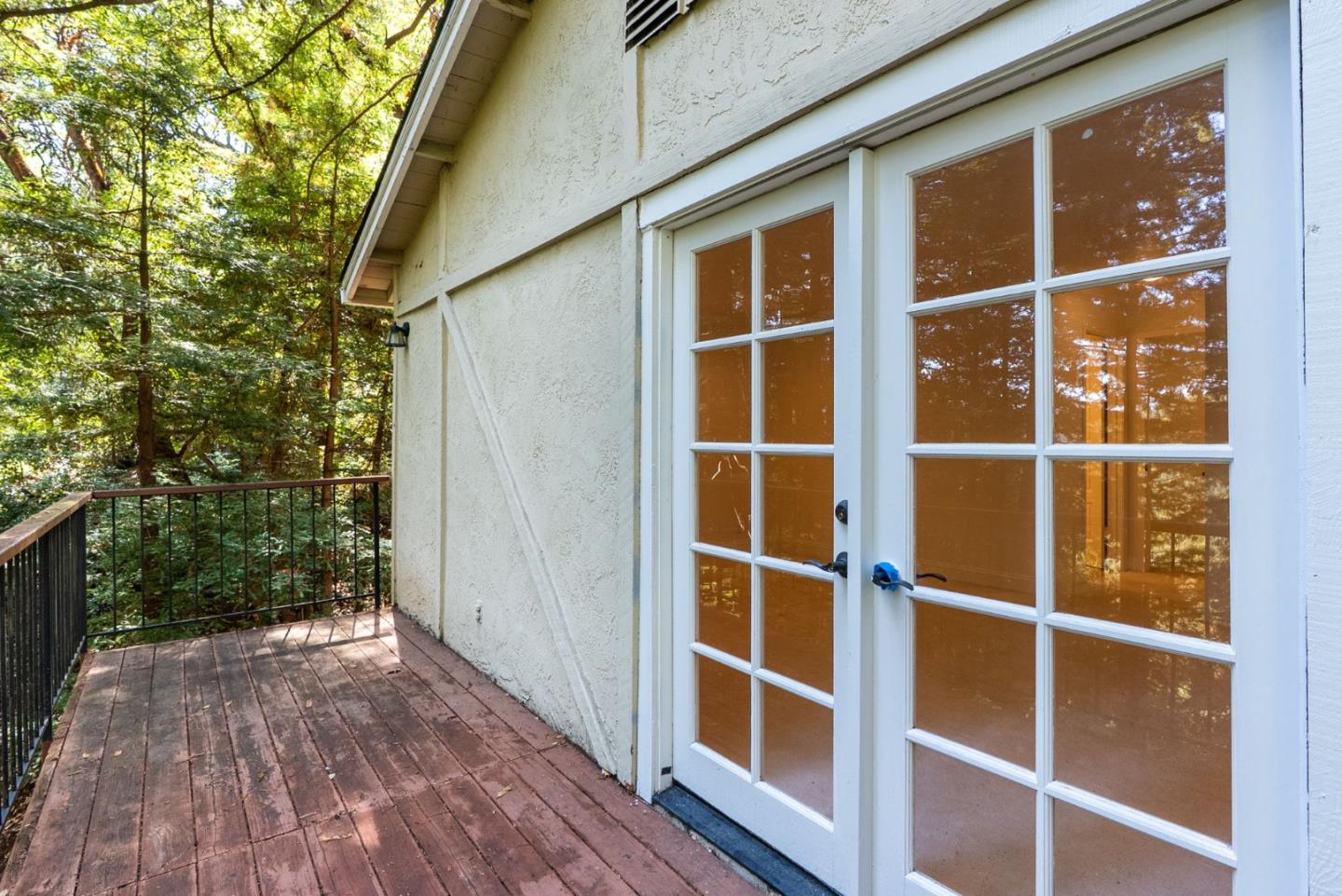 23489 Hutchinson Road Los Gatos, CA 95033 - Photo 33 of 46 a view of front door